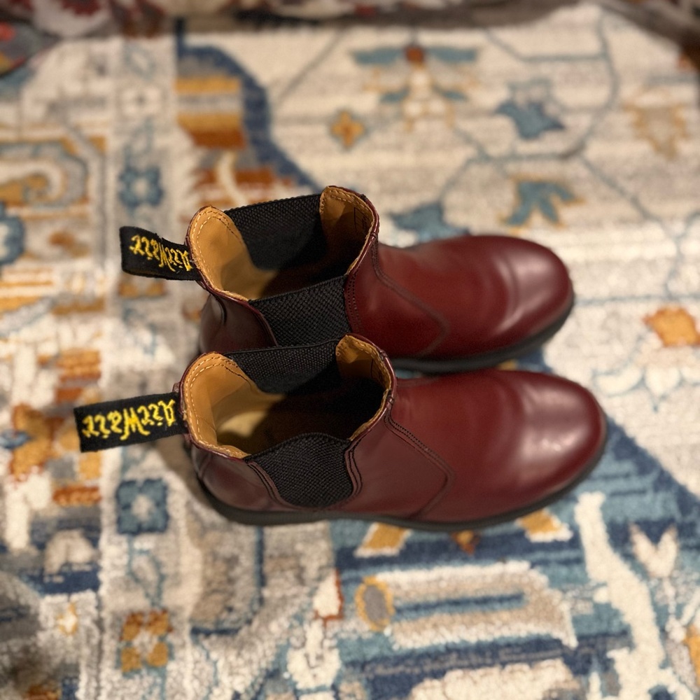 Dr. Marten Leather Chelsea Boots Cherry Red Size 8 - Picture 3 of 9